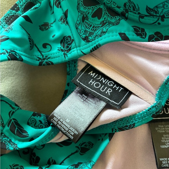 Midnight Hour Hot Topic Sugar Skull Rose Bikini Set Whimsigoth - Picture 5 of 6